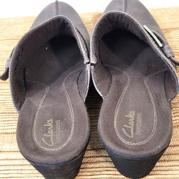 Clarks Bendables Leather Clogs Womens Shoes SZ 12 Brown Mules Buckles Split - Picture 8 of 11